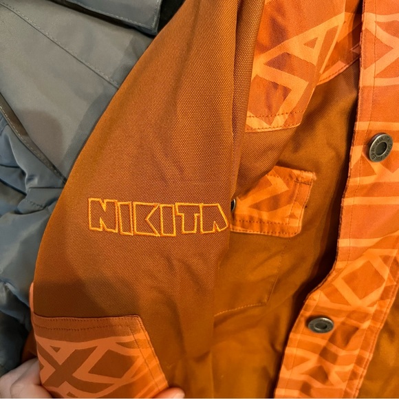 Nikita ski jacket - Picture 7 of 7